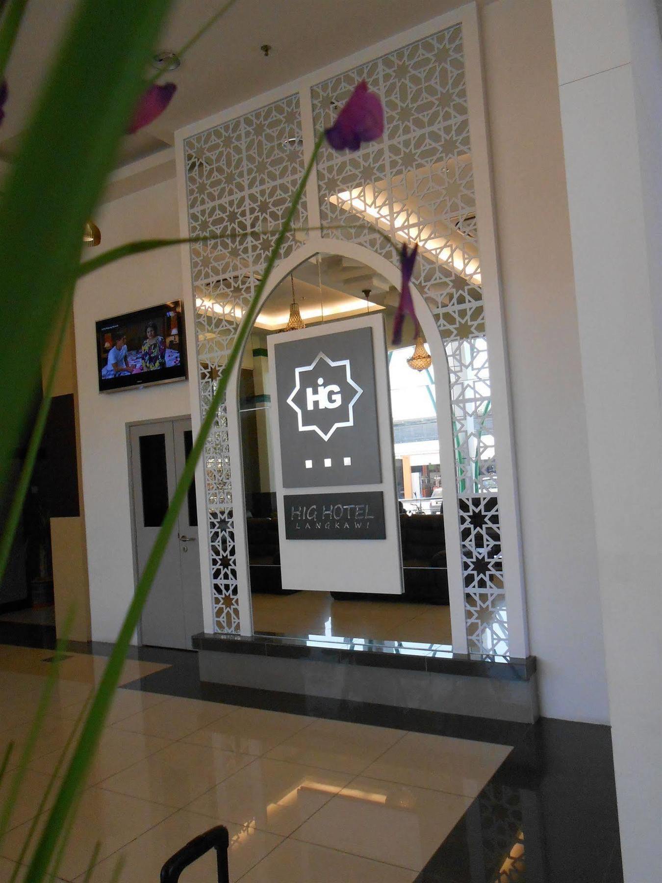 Hig Hotel Kuah Bagian luar foto